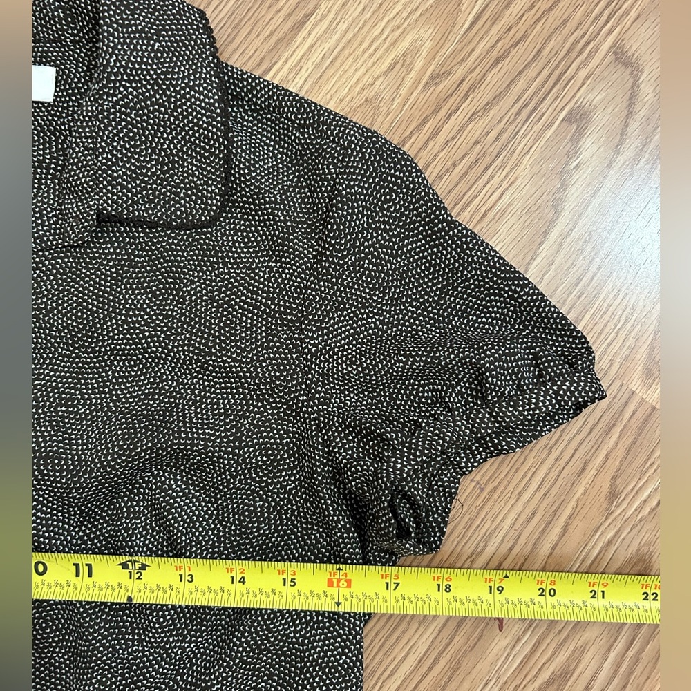 LOFT Short Sleeve Button Down size 6-Brown - Picture 11 of 12